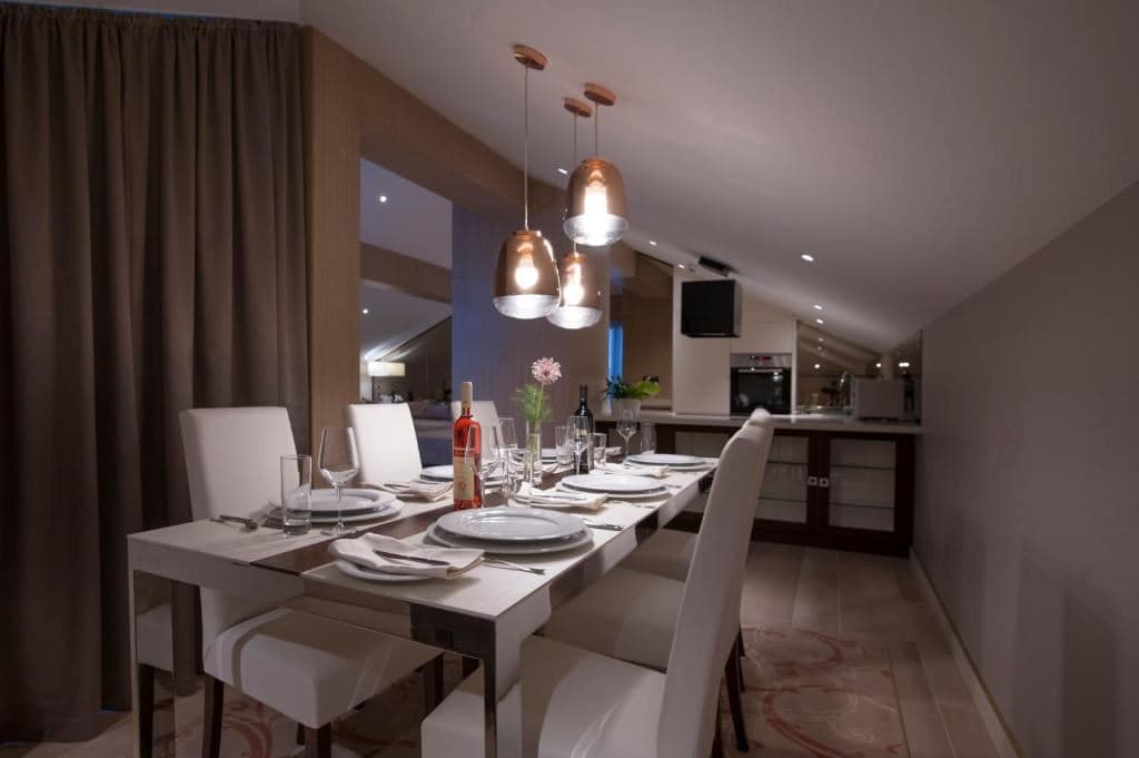 rooms-deluxe-apartment