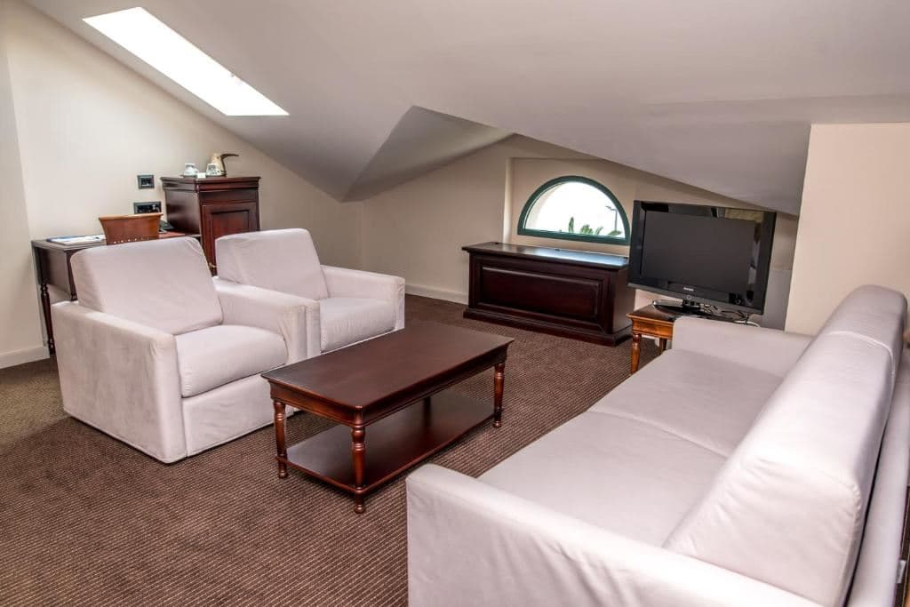 rooms-junior-suite