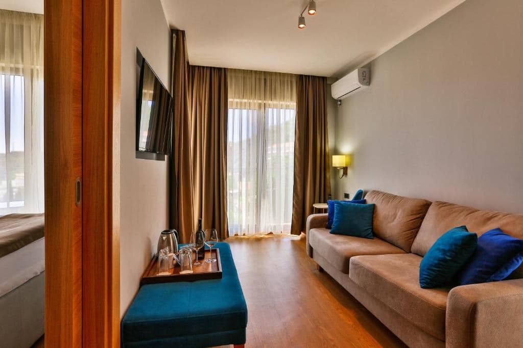 rooms-one-bedroom-apartment