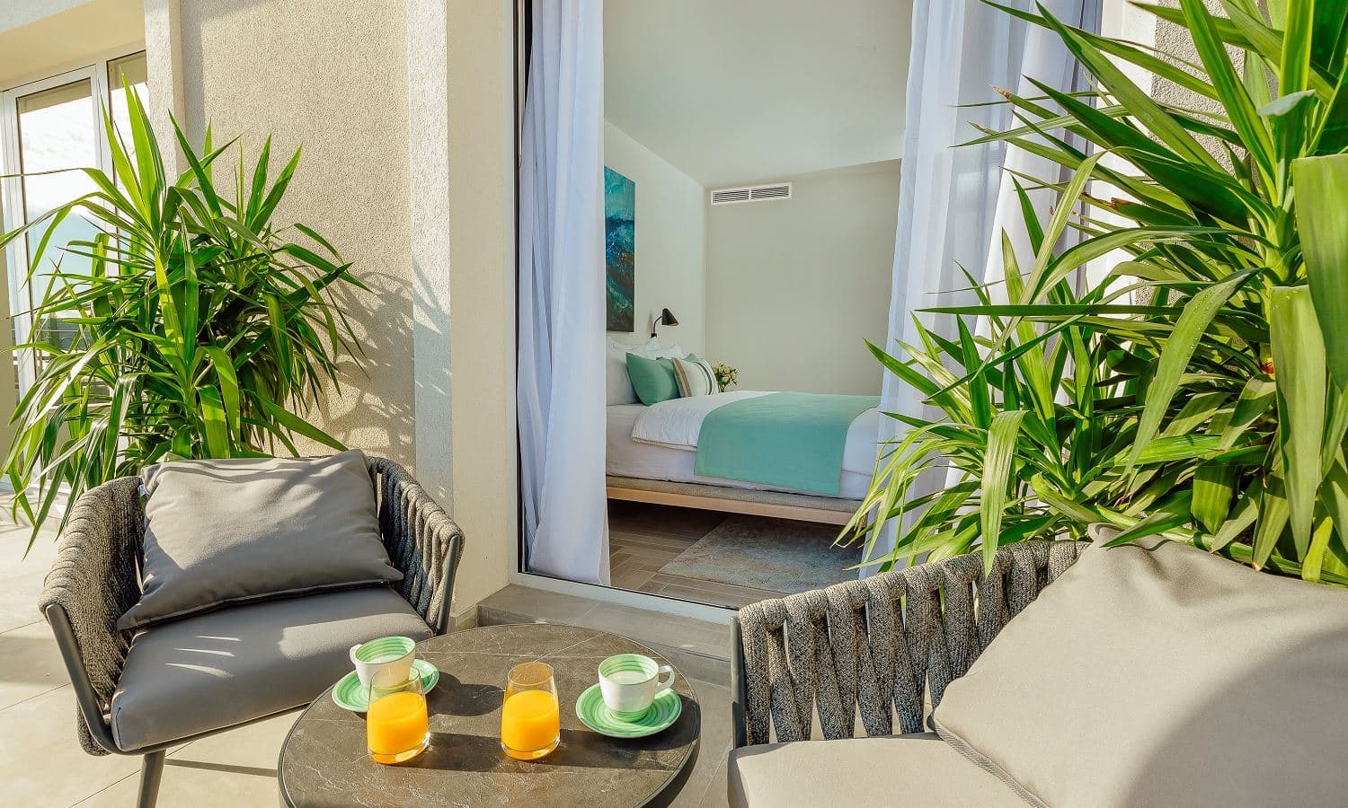rooms-deluxe-room-historical-building