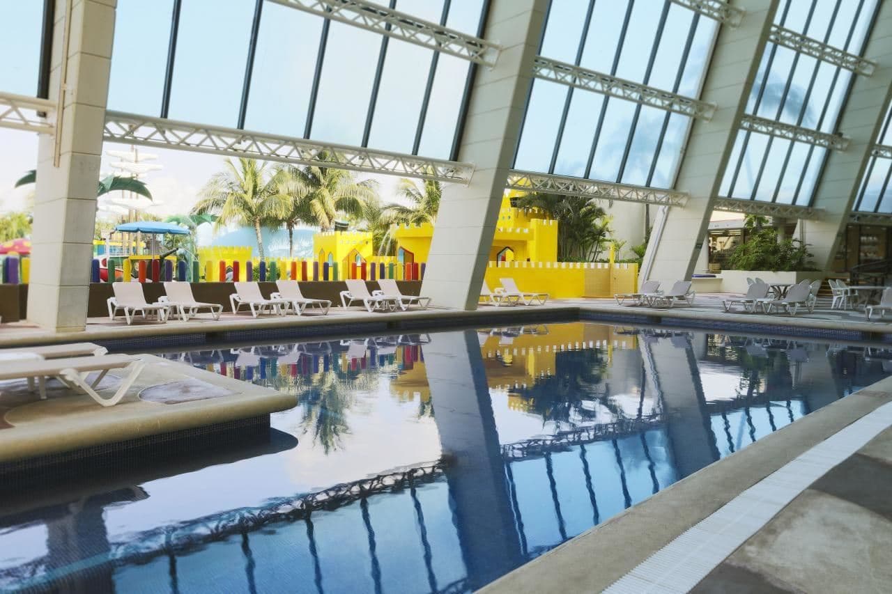 pools-outdoor-pool