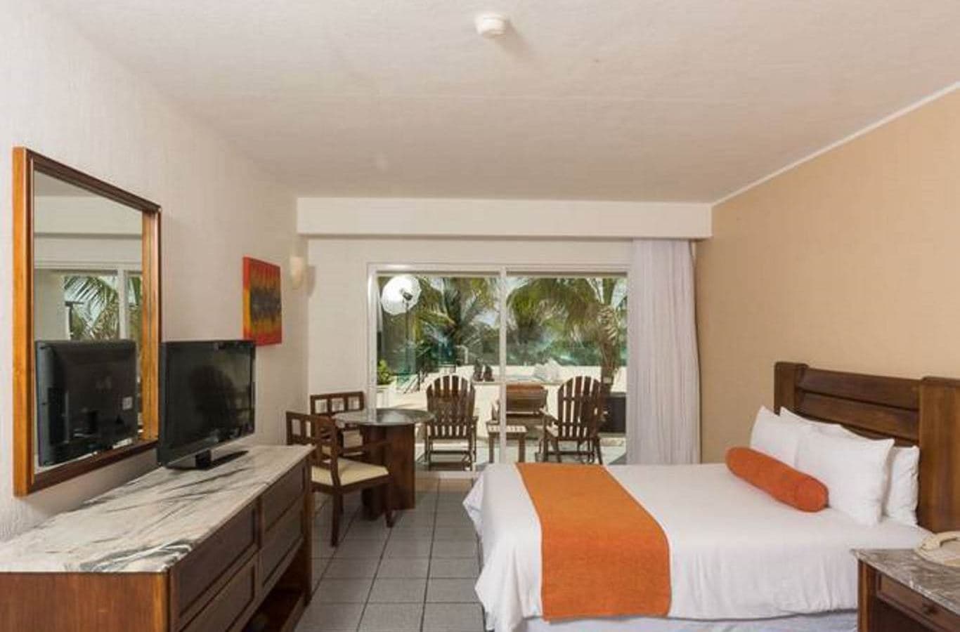 rooms-standard-room