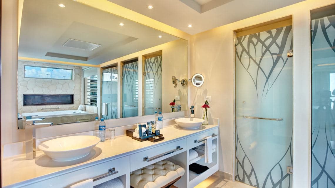 rooms-luxury-presidential-one-bedroom-suite-ocean-view-diamond-club