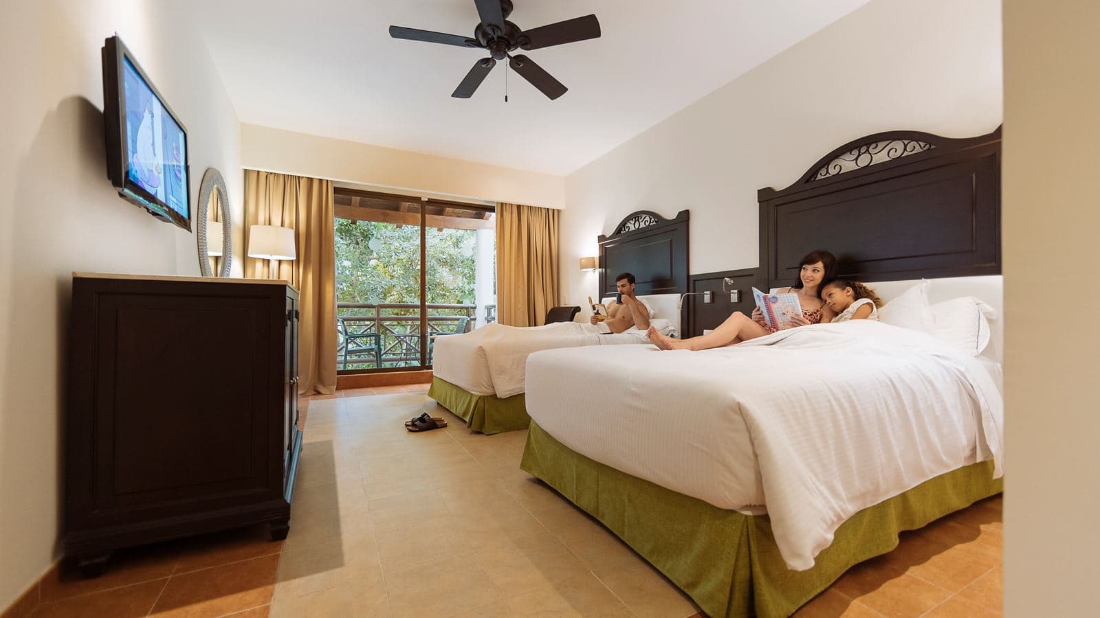 rooms-deluxe-room