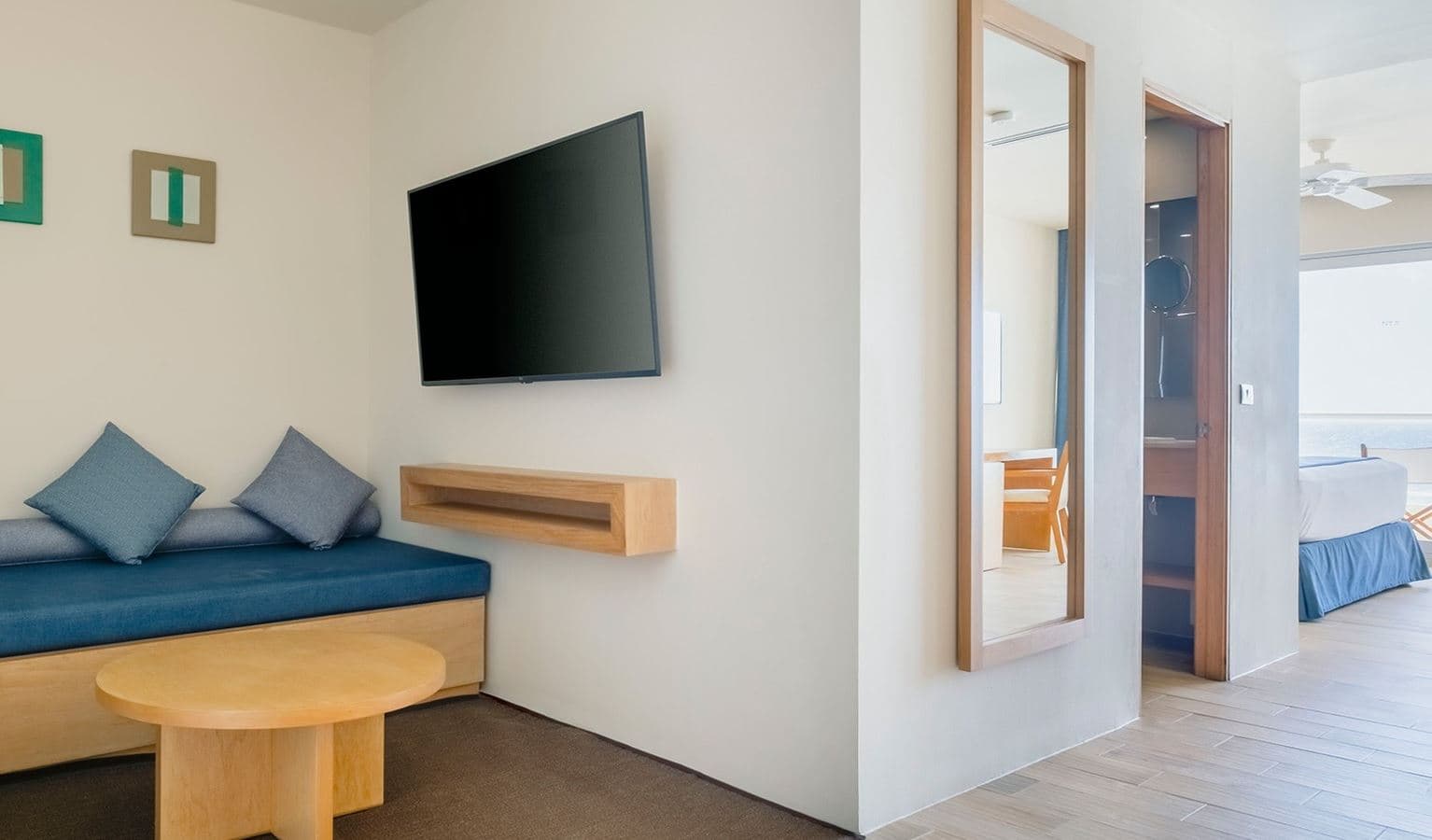 rooms-master-suite