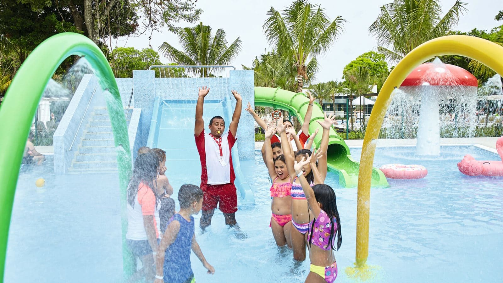 pools-outdoor-childrens-pool