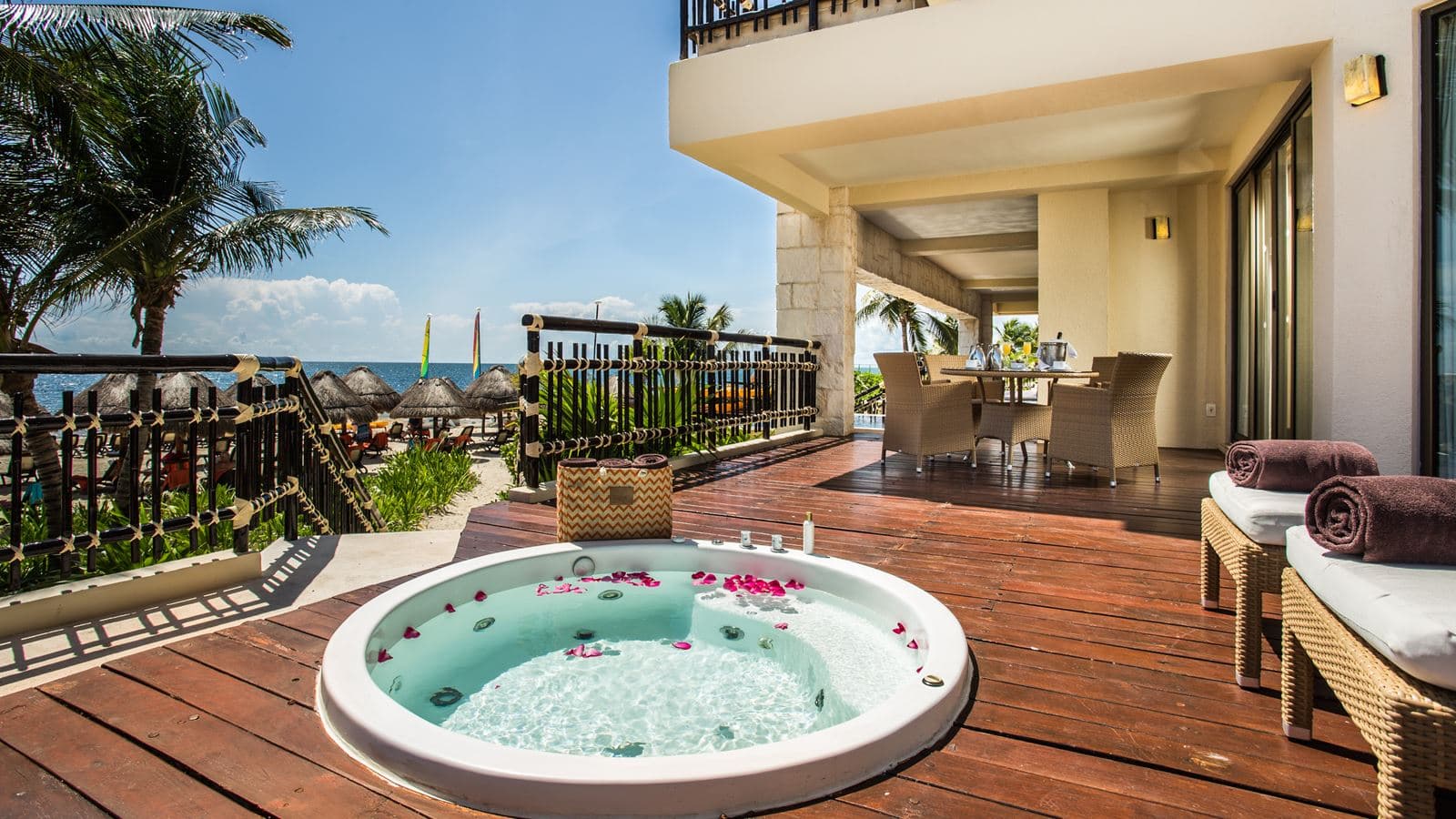 rooms-preffered-club-ocean-front-presidential-suite