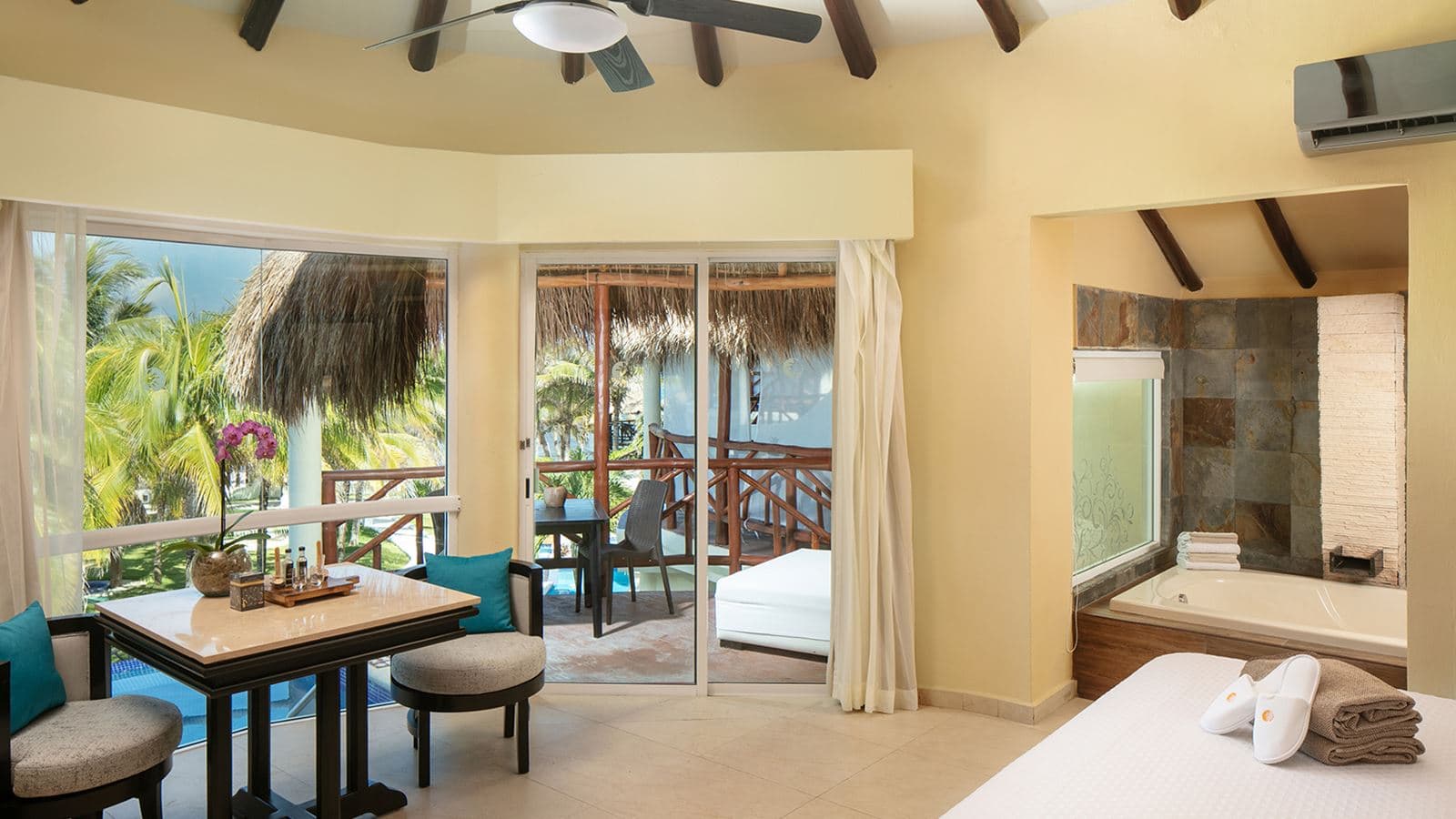 rooms-private-pool-casita-suite
