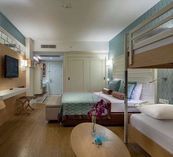FAMILY ROOM BUNKBED Camerele