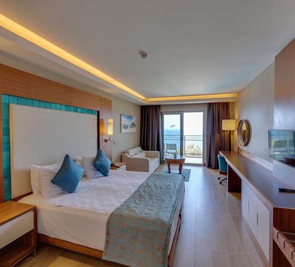 SUPERIOR SEAVIEW ROOM BALCONY OR TERRACE Camerele