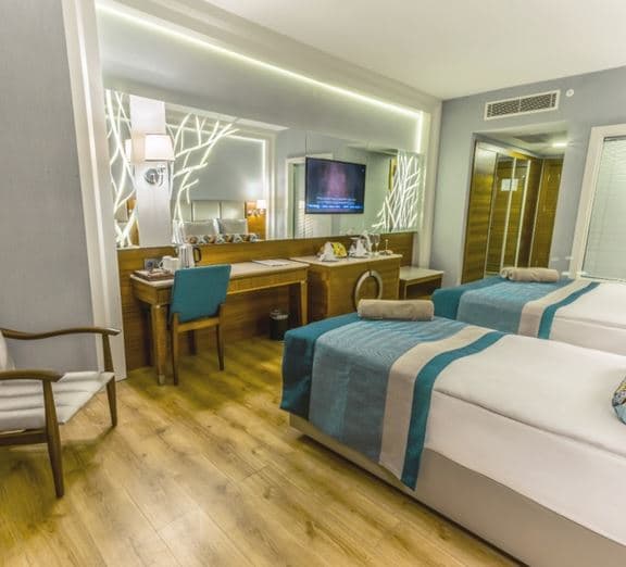 STANDARD ROOM LAND VIEW Camerele