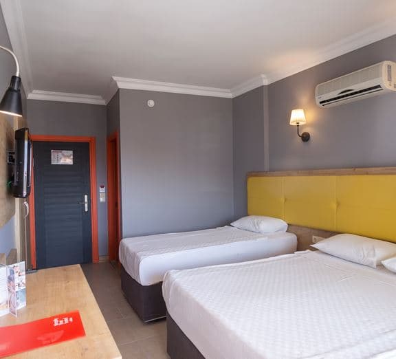STANDARD ROOM SIDE SEA VIEW Camerele