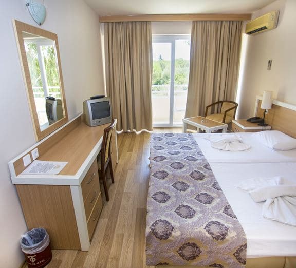 Standard Promo Room Camerele