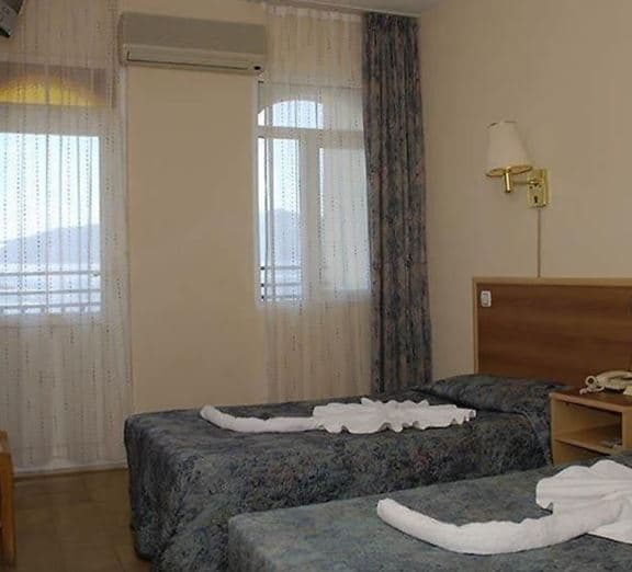 STANDARD SIDE SEA VIEW ROOM Camerele