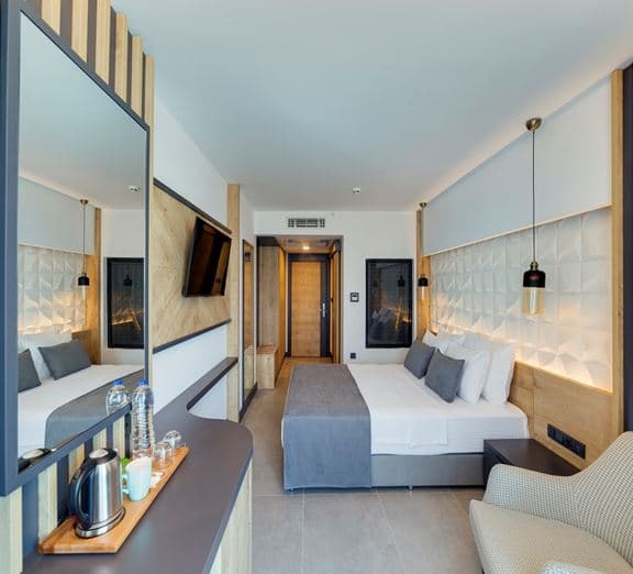 PROMO ROOM BALCONY Camerele