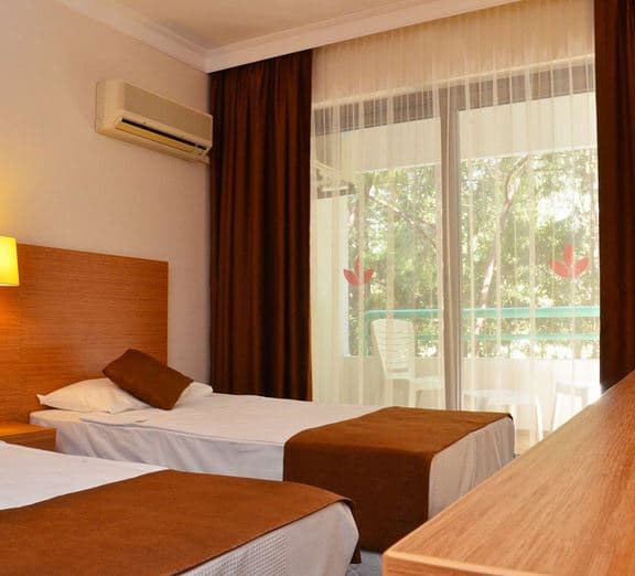STANDART ROOM LAND VIEW Camerele