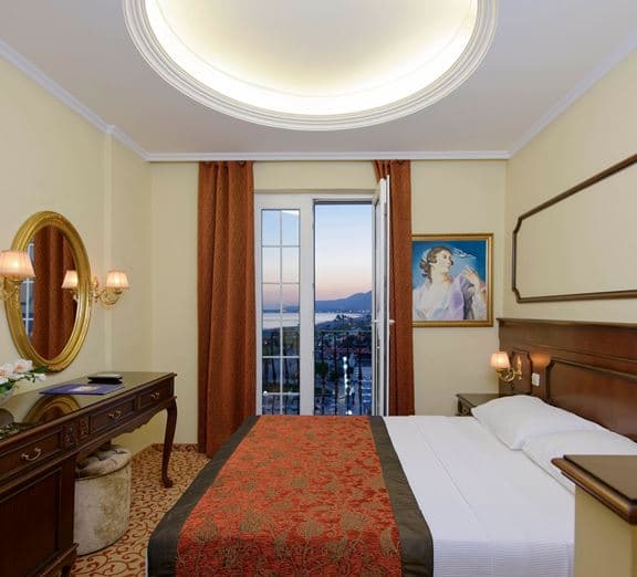 COMFORT ROOM Camerele
