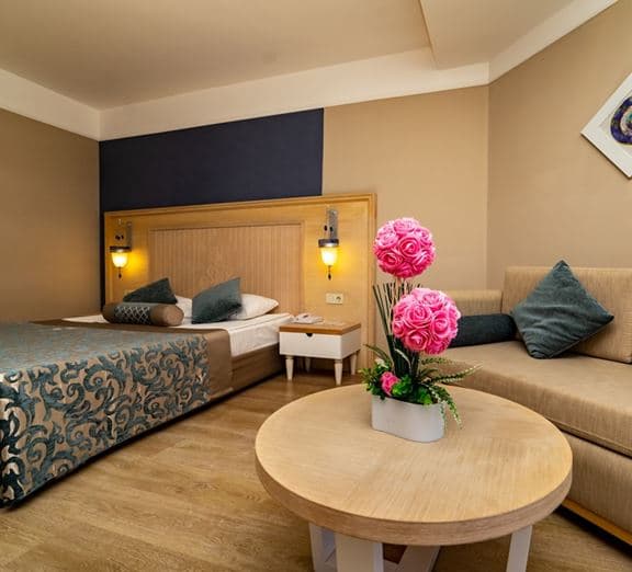 SUPERIOR ROOM SIDE SEA VIEW WITH BALCONY Camerele