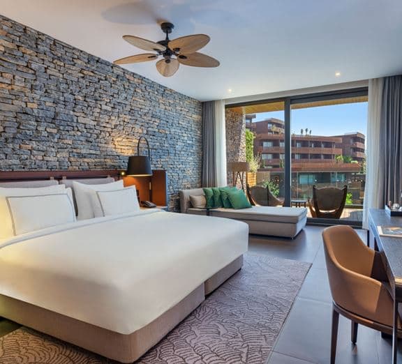SUPERIOR ROOM PARTLY SEA VIEW Camerele