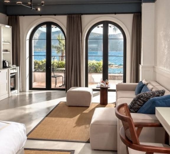 DELUXE BEACHFRONT ROOM Camerele
