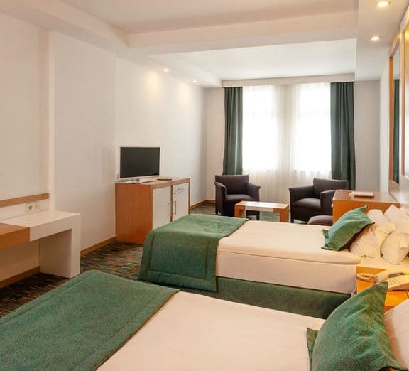 Main Building Seaview Room Camerele