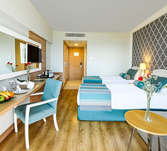 DELUXE SIDE SEA VIEW Camerele