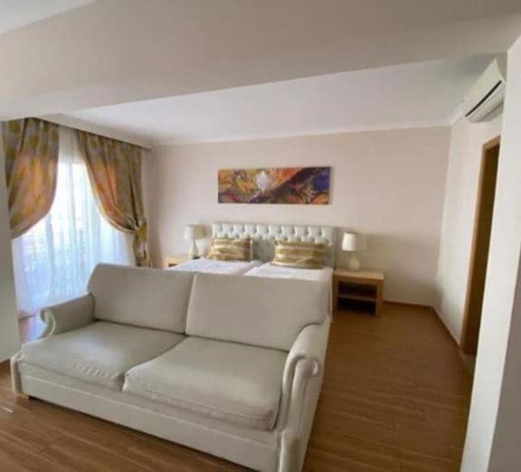 SUPERIOR ROOM Camerele