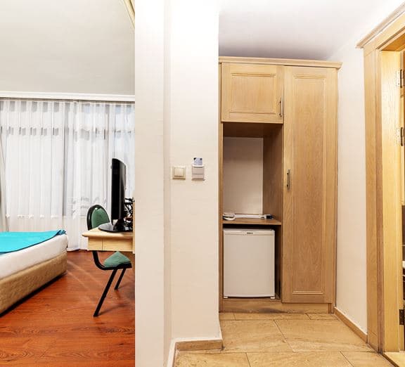 STANDARD ROOM LAND VIEW Camerele