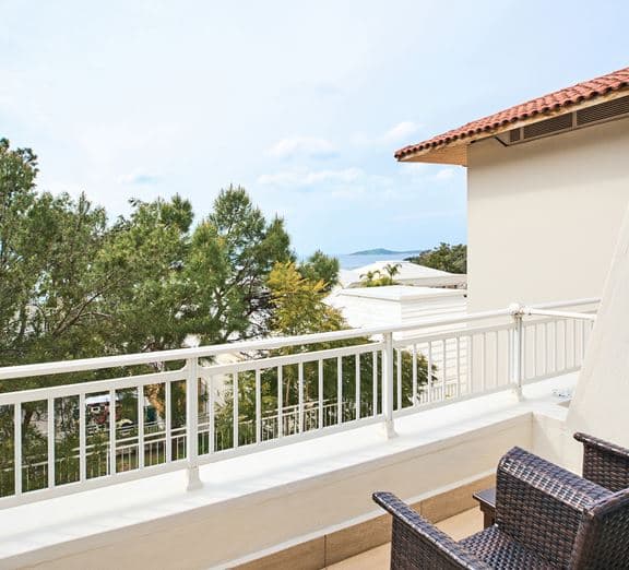 DELUXE ROOM SEA VIEW Camerele