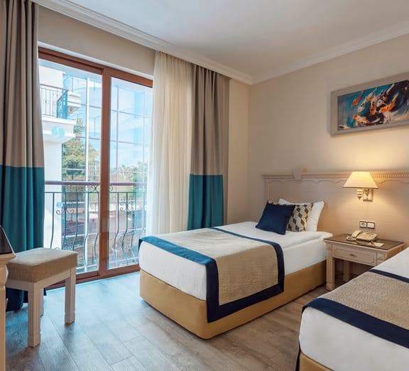 HOTEL STANDARD ROOM WITHOUT BALCONY Camerele