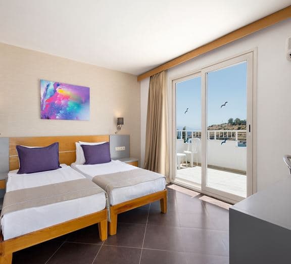 CLUB ROOM SEA VIEW Camerele