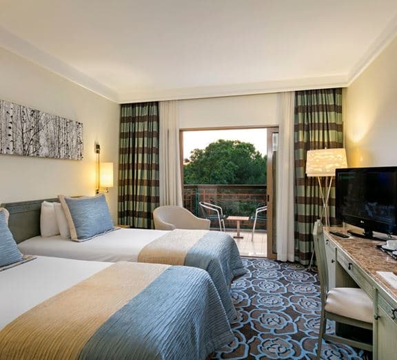Main Building Standard Room Garden View Camerele