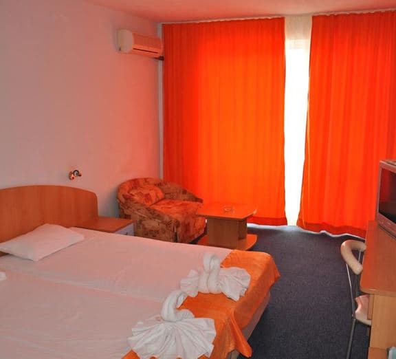 Twin Standard Room (Balcony or Terrace) Camerele
