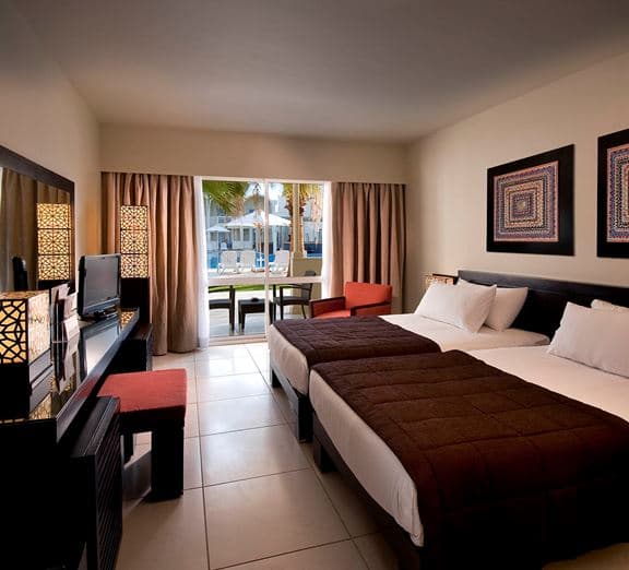 Superior Garden View Room Camerele