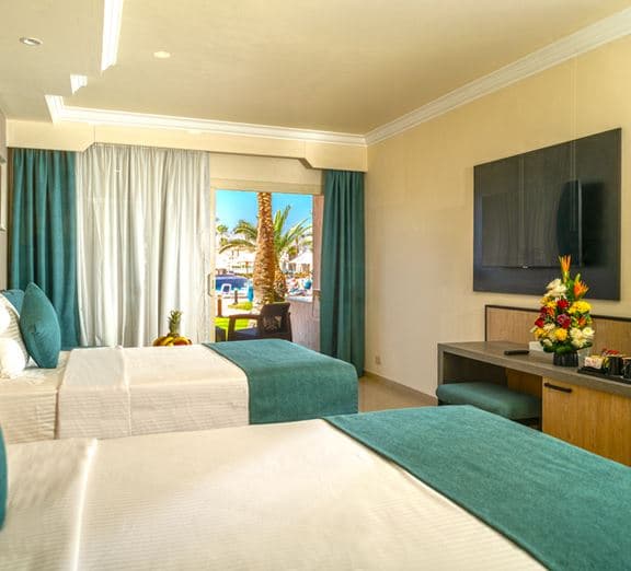 Deluxe Room Camerele