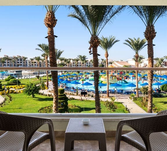 ROOM STANDARD POOL VIEW Camerele