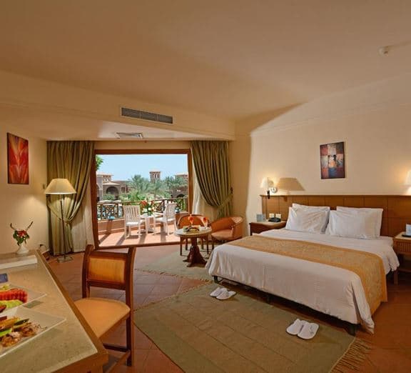 ROOM FAMILY / ROOM FAMILY POOLVIEW Camerele