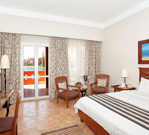 Room Premium Garden View Twin Beds Camerele