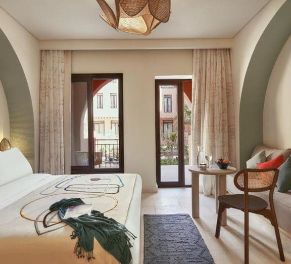 Room Superior Garden View King Beds Camerele