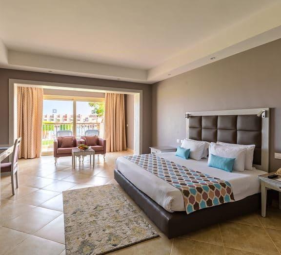 Deluxe Room Camerele