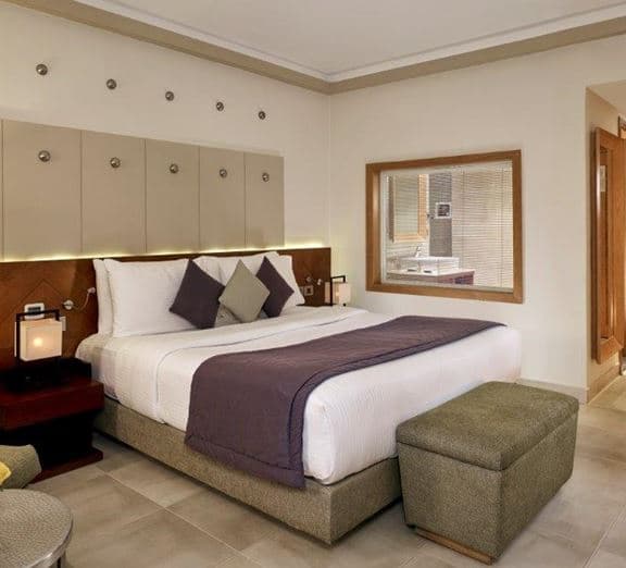 Standard Inland View Room Camerele