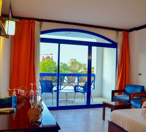 DOUBLE STANDARD ROOM (GARDENVIEW) Camerele