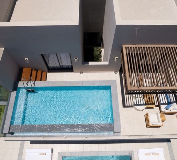 Executive Suite Privet Pool Camerele
