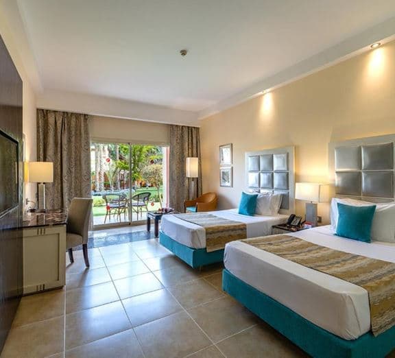 ROOM DELUXE GARDEN/POOL/SIDE SEA VIEW Camerele