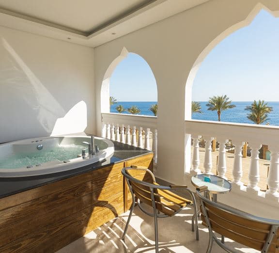 Executive Jacuzzi Suite Camerele