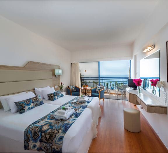 standard sea view Camerele