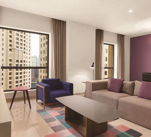 1-BEDROOM KING SUITE CITY VIEW Camerele