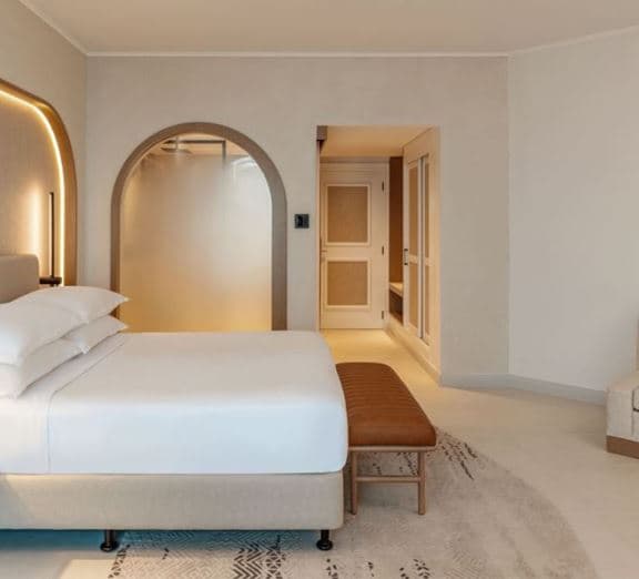 Triple Deluxe Room Camerele