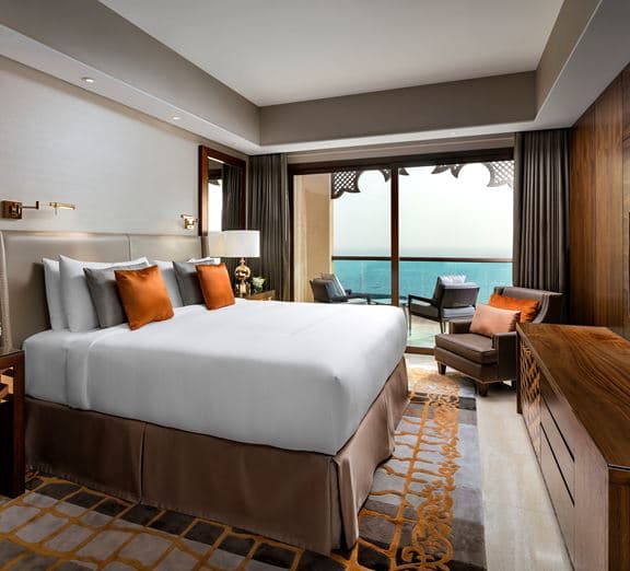 ONE BEDROOM CORNER SUITE Camerele
