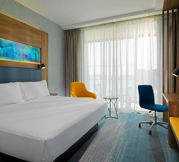Aloft Room King Camerele